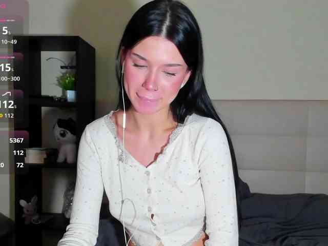 SilasCoraline webcam