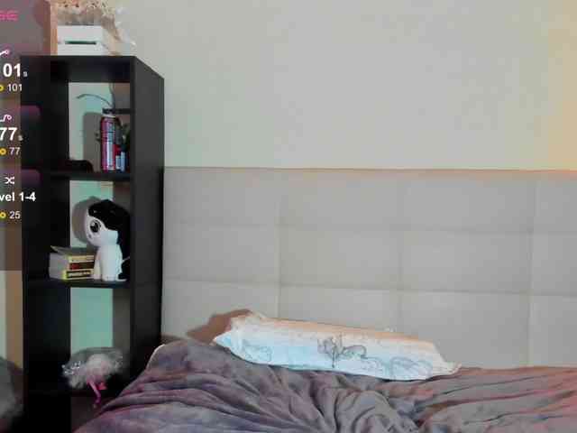 SilasCoraline webcam