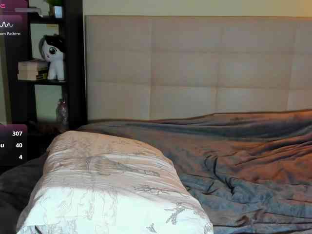 SilasCoraline webcam