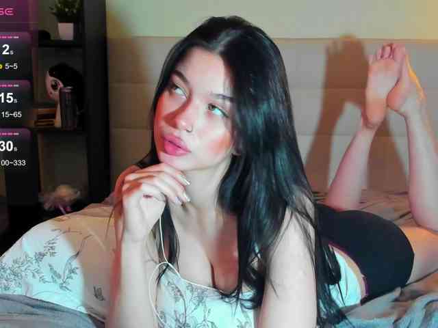 SilasCoraline webcam