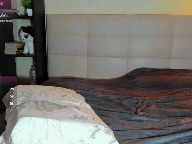 SilasCoraline webcam