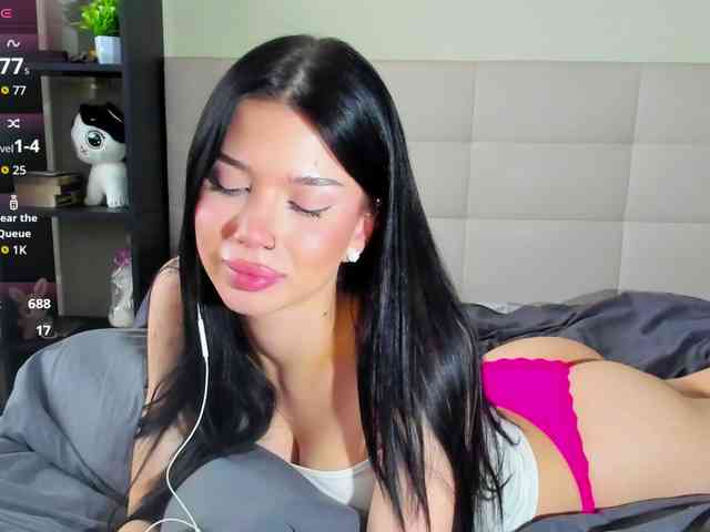 SilasCoraline webcam