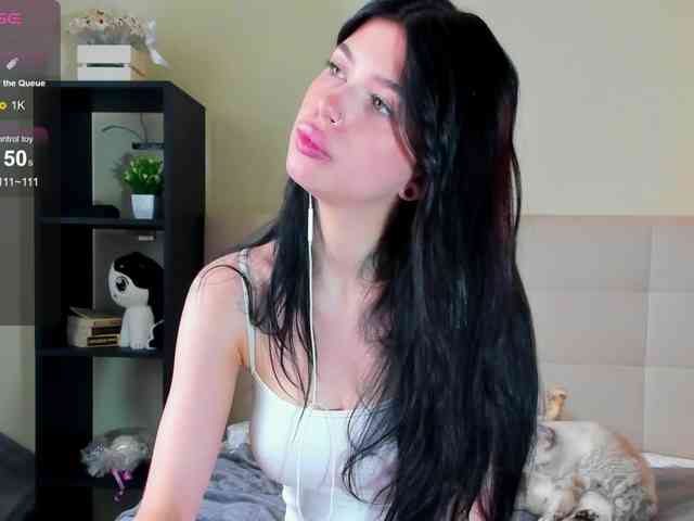 SilasCoraline webcam