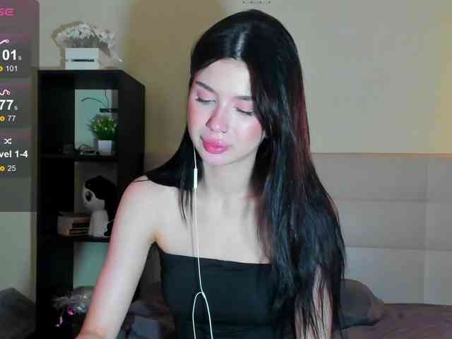 SilasCoraline webcam