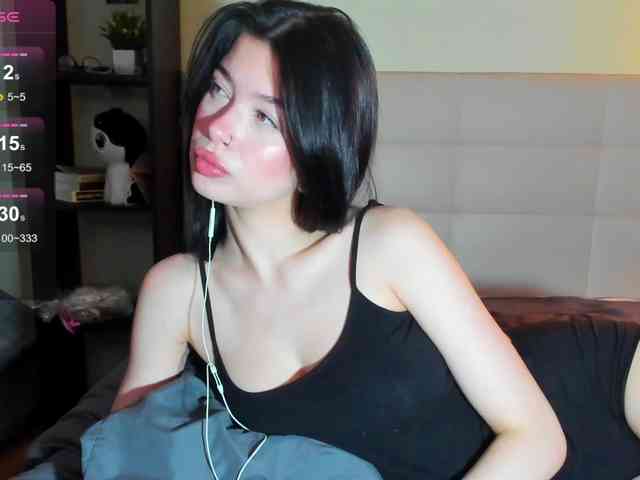 SilasCoraline webcam