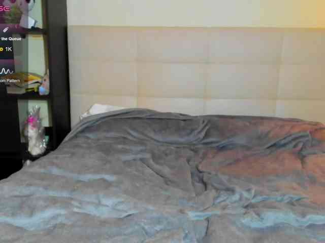 SilasCoraline webcam
