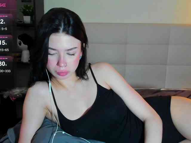 SilasCoraline webcam