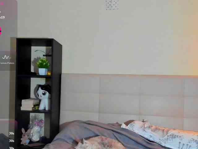 SilasCoraline webcam