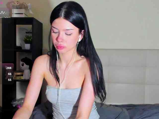 SilasCoraline webcam