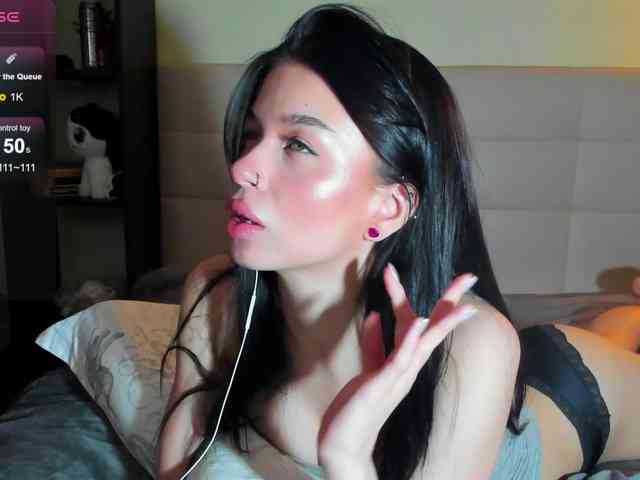 SilasCoraline webcam