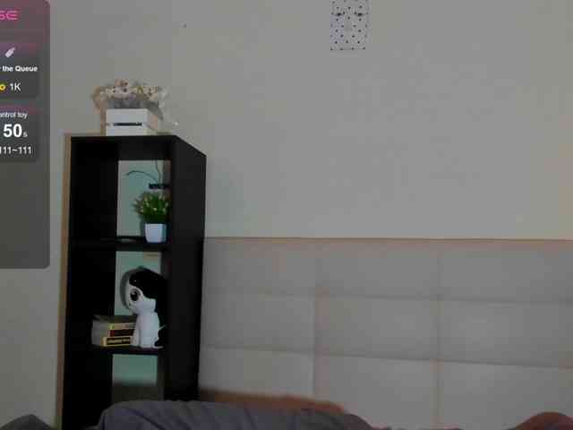 SilasCoraline webcam