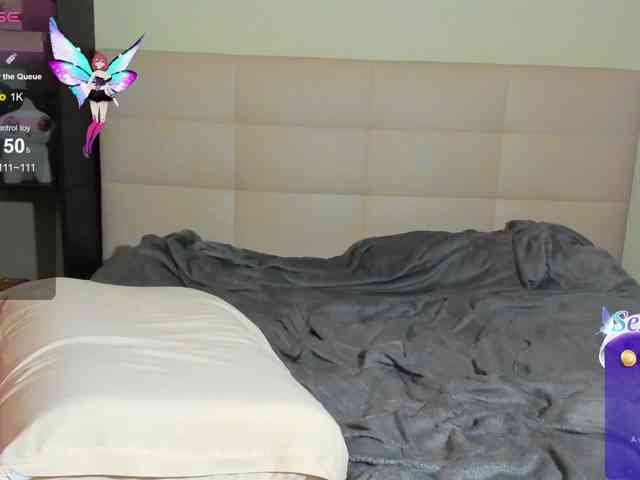 SilasCoraline webcam