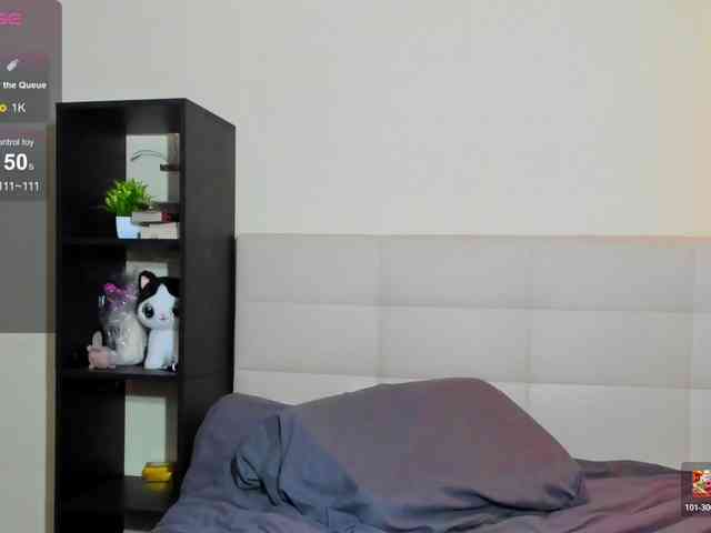 SilasCoraline webcam