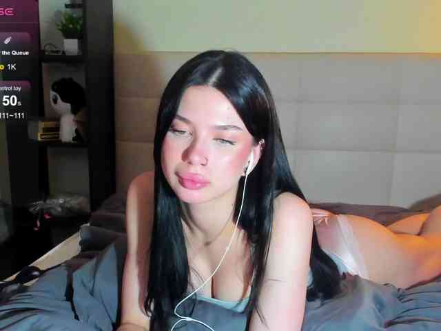 SilasCoraline webcam