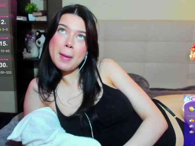SilasCoraline webcam