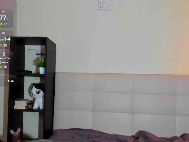 SilasCoraline webcam