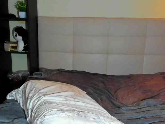 SilasCoraline webcam