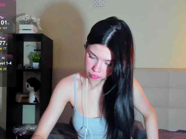 SilasCoraline webcam