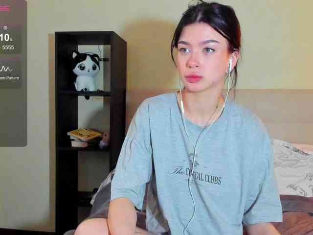 SilasCoraline webcam