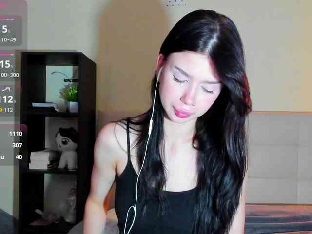 SilasCoraline webcam