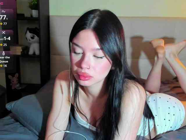 SilasCoraline webcam