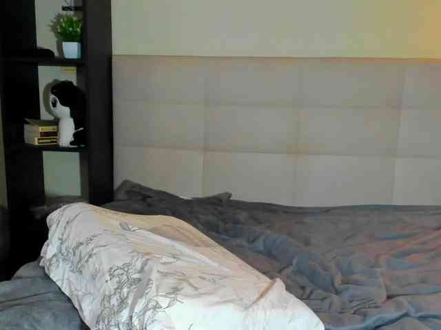 SilasCoraline webcam