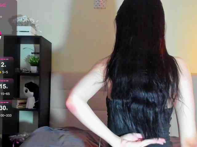 SilasCoraline webcam