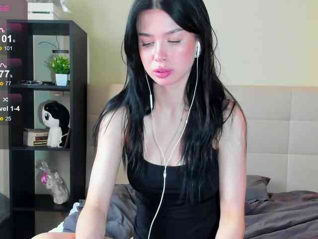SilasCoraline webcam