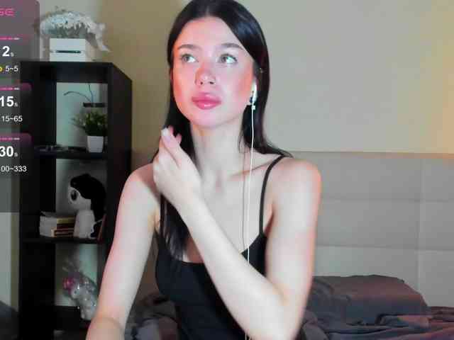 SilasCoraline webcam
