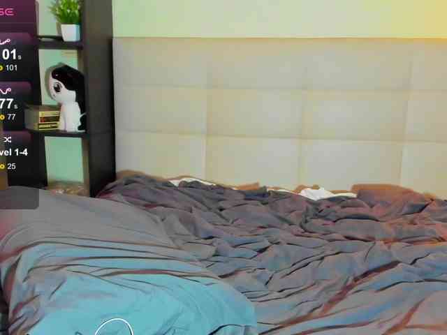 SilasCoraline webcam