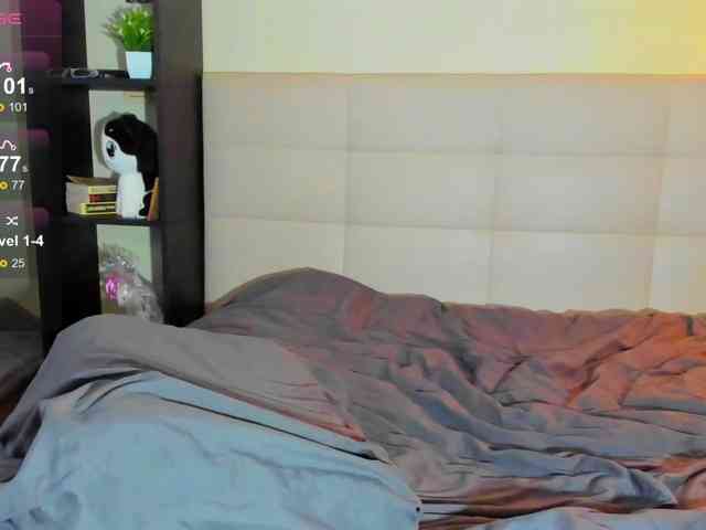 SilasCoraline webcam