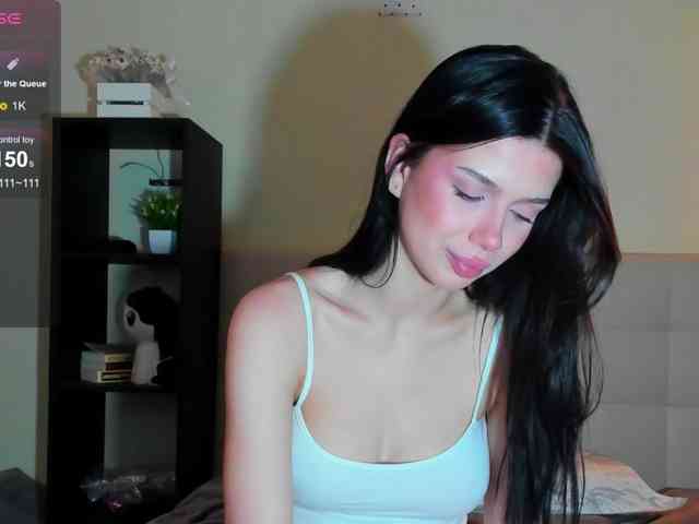 SilasCoraline webcam