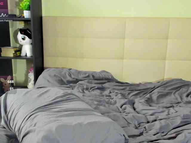 SilasCoraline webcam