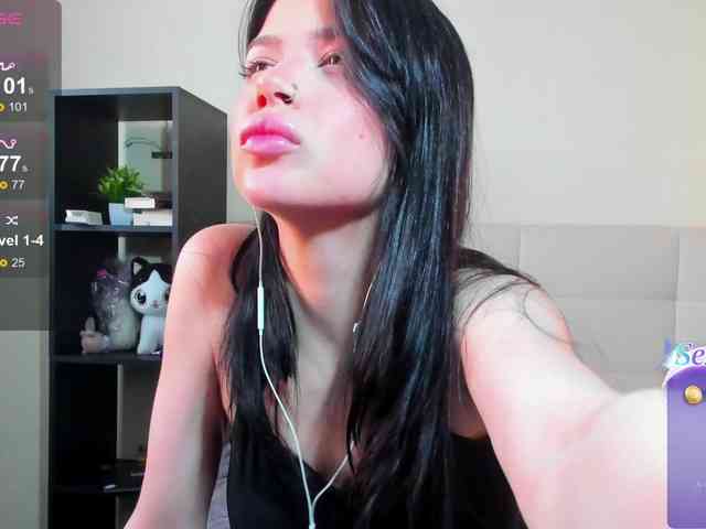 SilasCoraline webcam