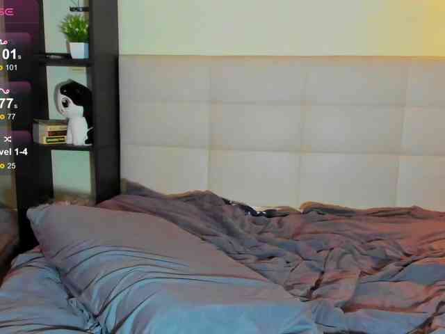 SilasCoraline webcam