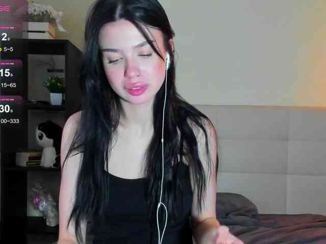SilasCoraline webcam