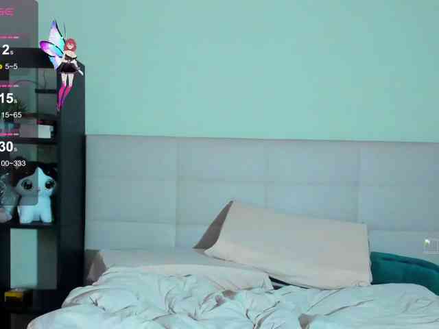 SilasCoraline webcam