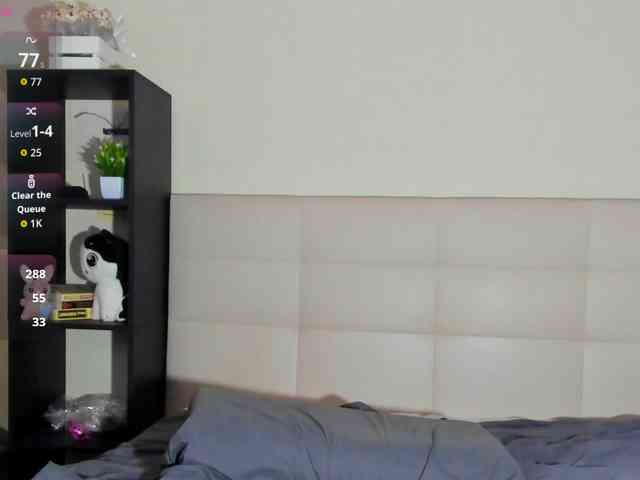 SilasCoraline webcam