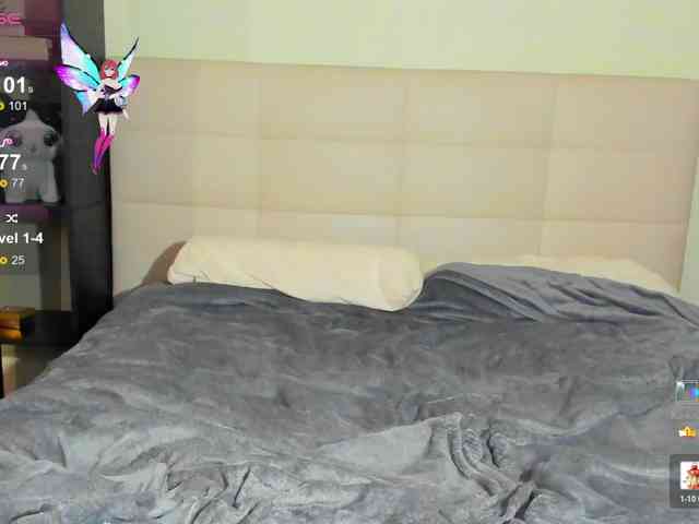 SilasCoraline webcam