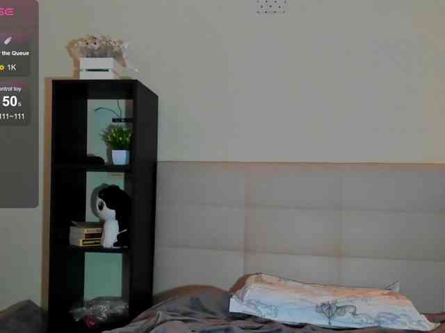SilasCoraline webcam