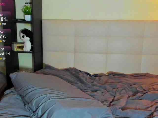 SilasCoraline webcam