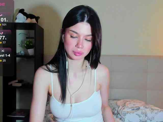 SilasCoraline webcam