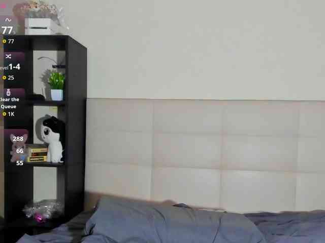 SilasCoraline webcam