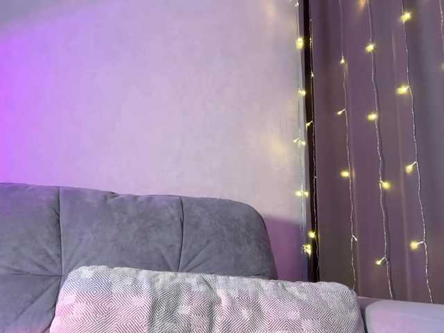 MillyMillya live cam on BongaCams