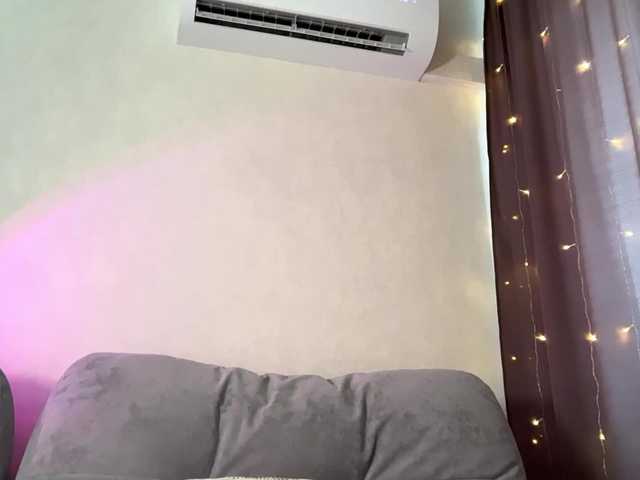 MillyMillya Nude Live Sex Shows