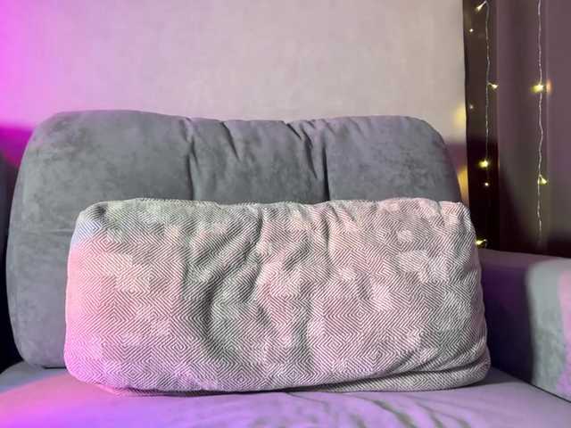MillyMillya live cam on BongaCams