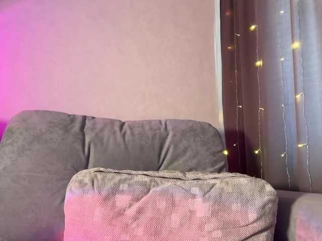 MillyMillya live cam on BongaCams