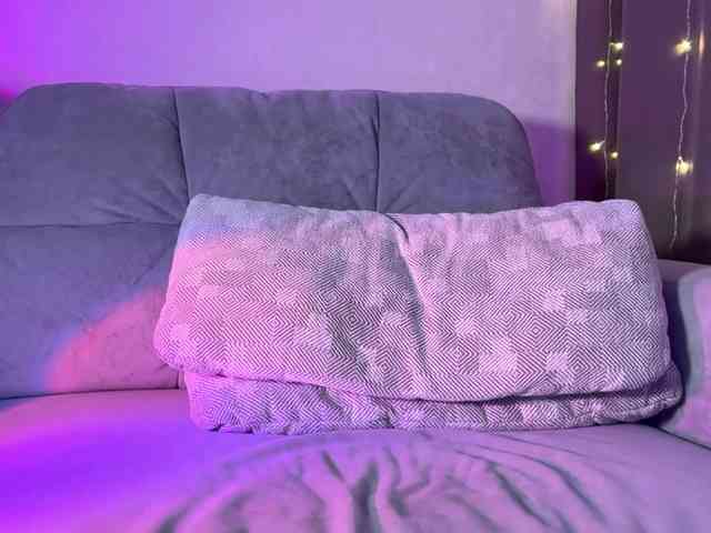 MillyMia webcam