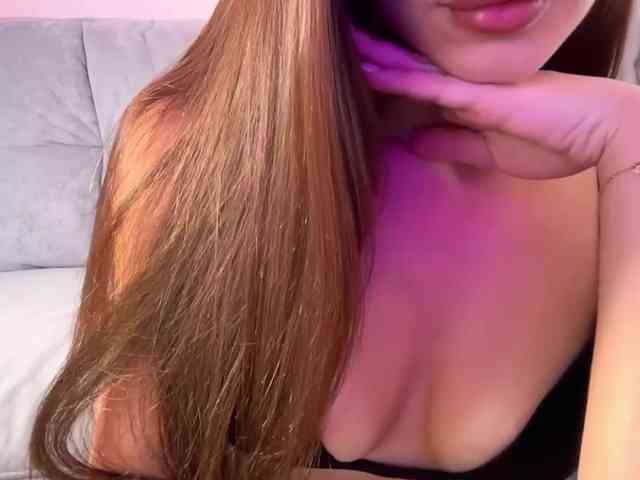 MillyMia webcam