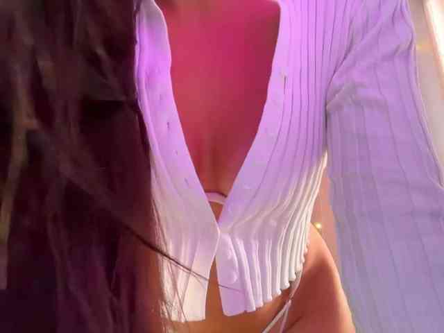 MillyMia webcam